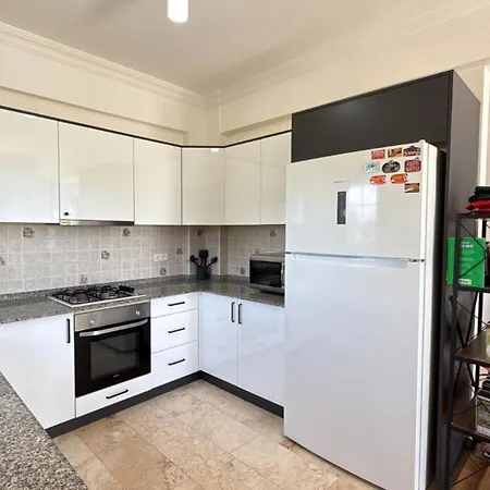 Villa Hayat 6 Yatak Odali Oeluedenize Yakin Fethiye