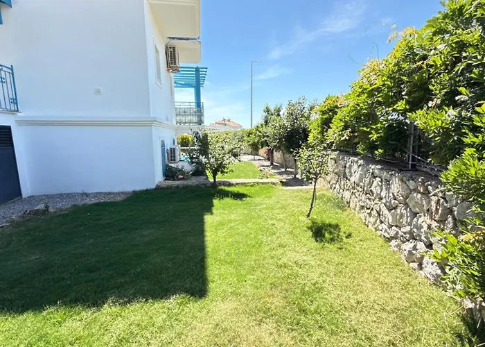 Hayat 6 Yatak Odali Oeluedenize Yakin Vilă Fethiye