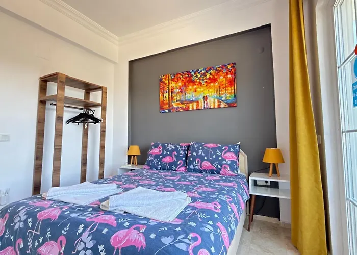 Hayat 6 Yatak Odali Oeluedenize Yakin * Fethiye