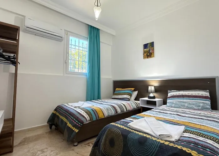 Hayat 6 Yatak Odali Oeluedenize Yakin Vilă