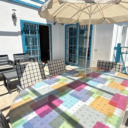 Hayat 6 Yatak Odali Oeluedenize Yakin * Fethiye