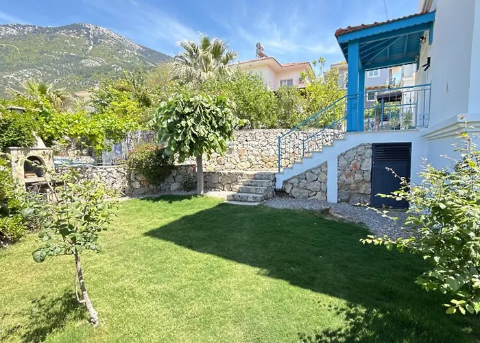 Hayat 6 Yatak Odali Oeluedenize Yakin * Fethiye