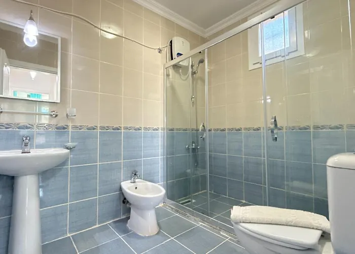 Hayat 6 Yatak Odali Oeluedenize Yakin 别墅 *