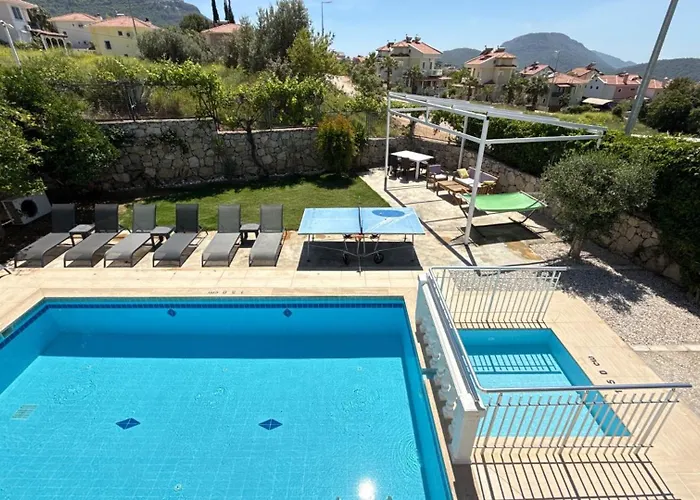 别墅 Hayat 6 Yatak Odali Oeluedenize Yakin